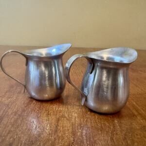 2 Vollrath Stainless Steel Creamer Pitchers Japan A8 8 Oz Restaurant 2 1/2”